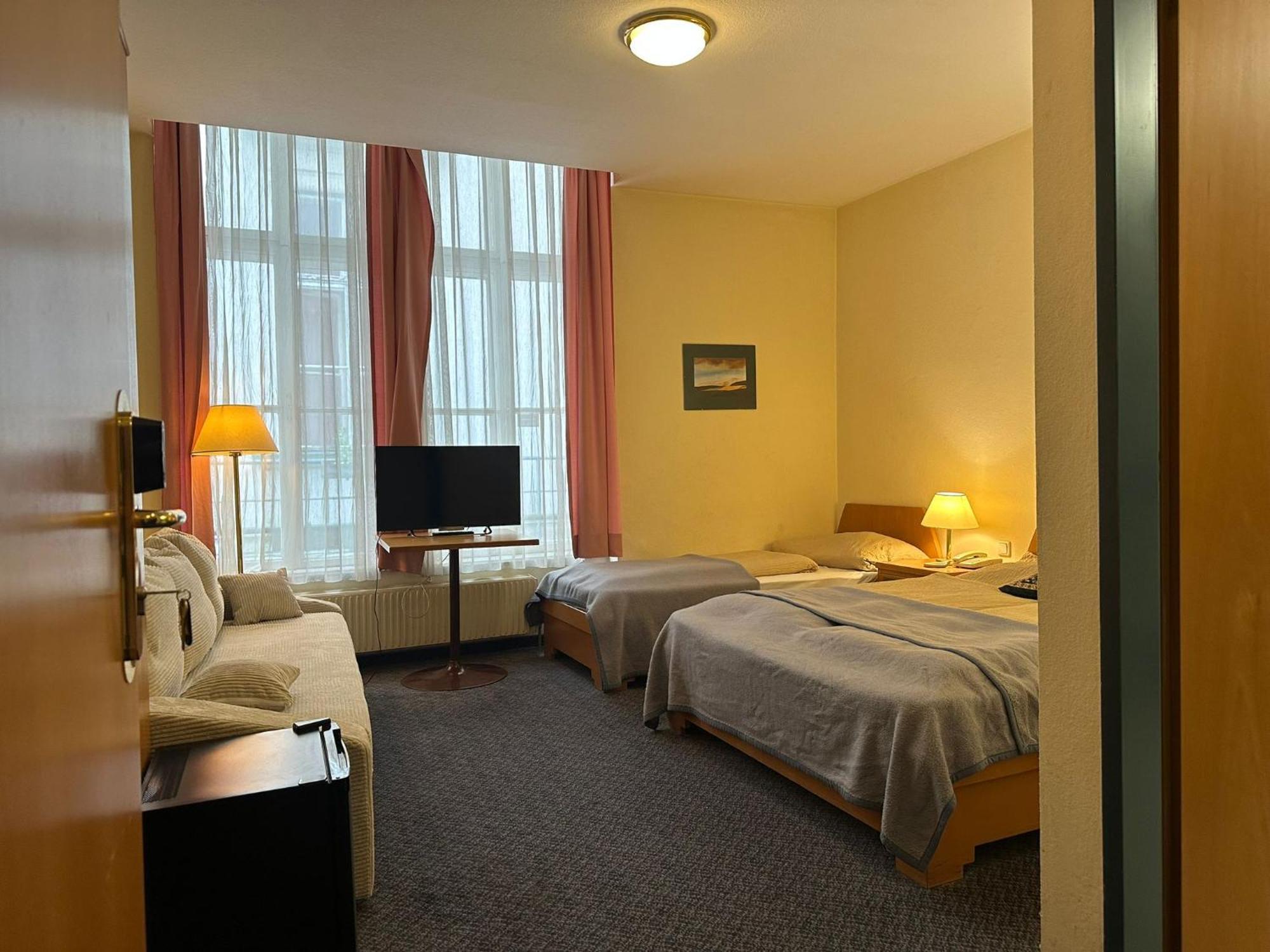 Very Central Apartments, 5 Min To City Center, No Reception Viena Exterior foto
